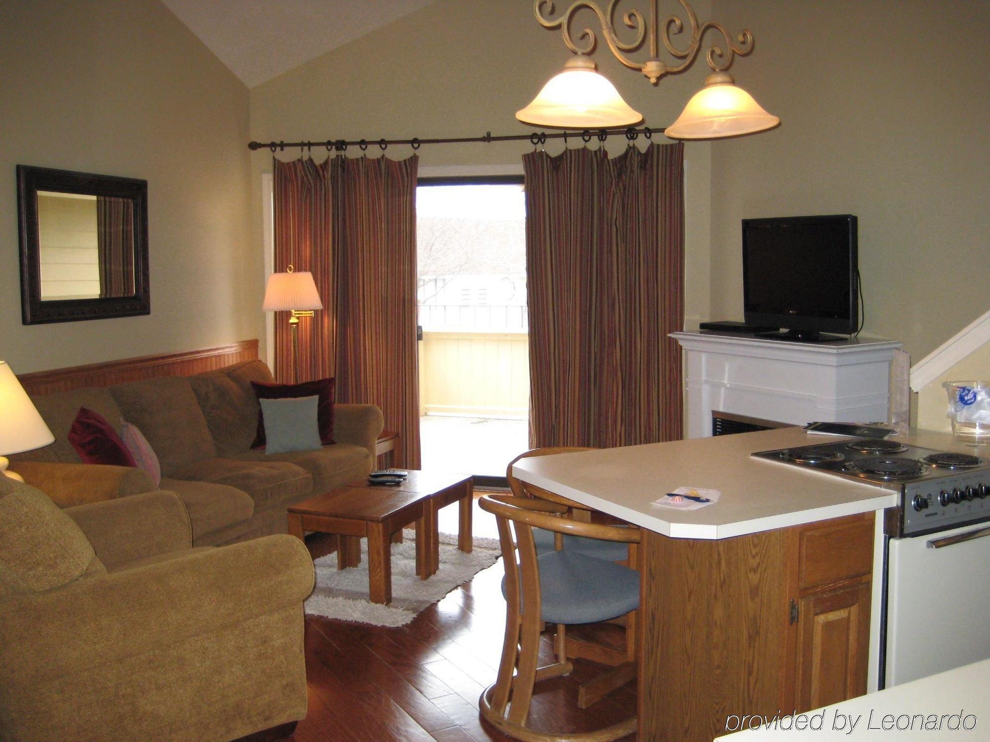 Pointes North Inn Charlevoix Quarto foto