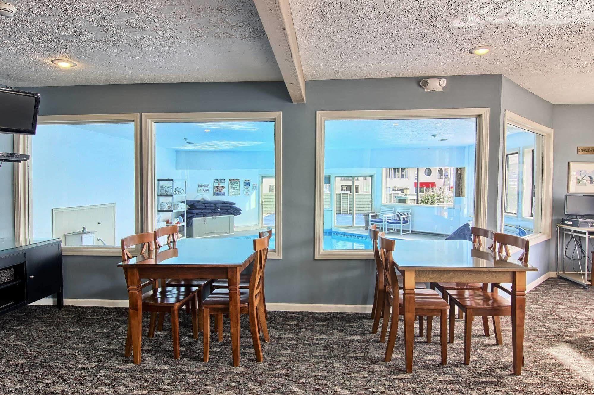 Pointes North Inn Charlevoix Exterior foto